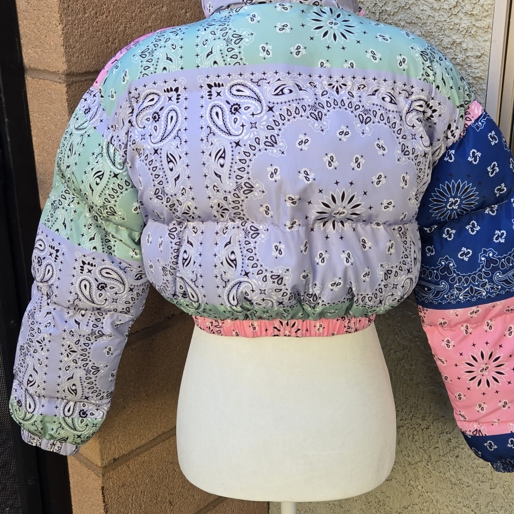 36Point5 Cropped Quilted Puffer Jacket Handkerchief Pattern - Picture 7 of 10